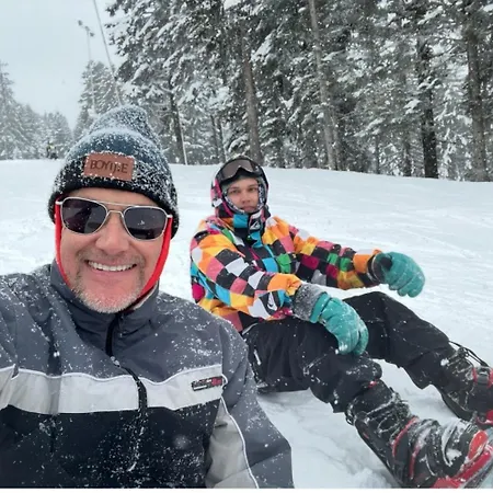 Flora Ski-slope Διαμέρισμα *